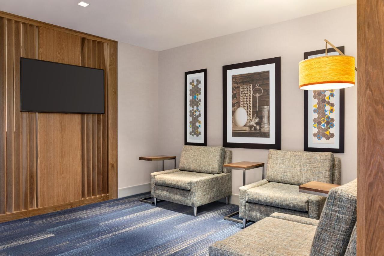 Holiday Inn Express & Suites Denver Airport By Ihg Εξωτερικό φωτογραφία