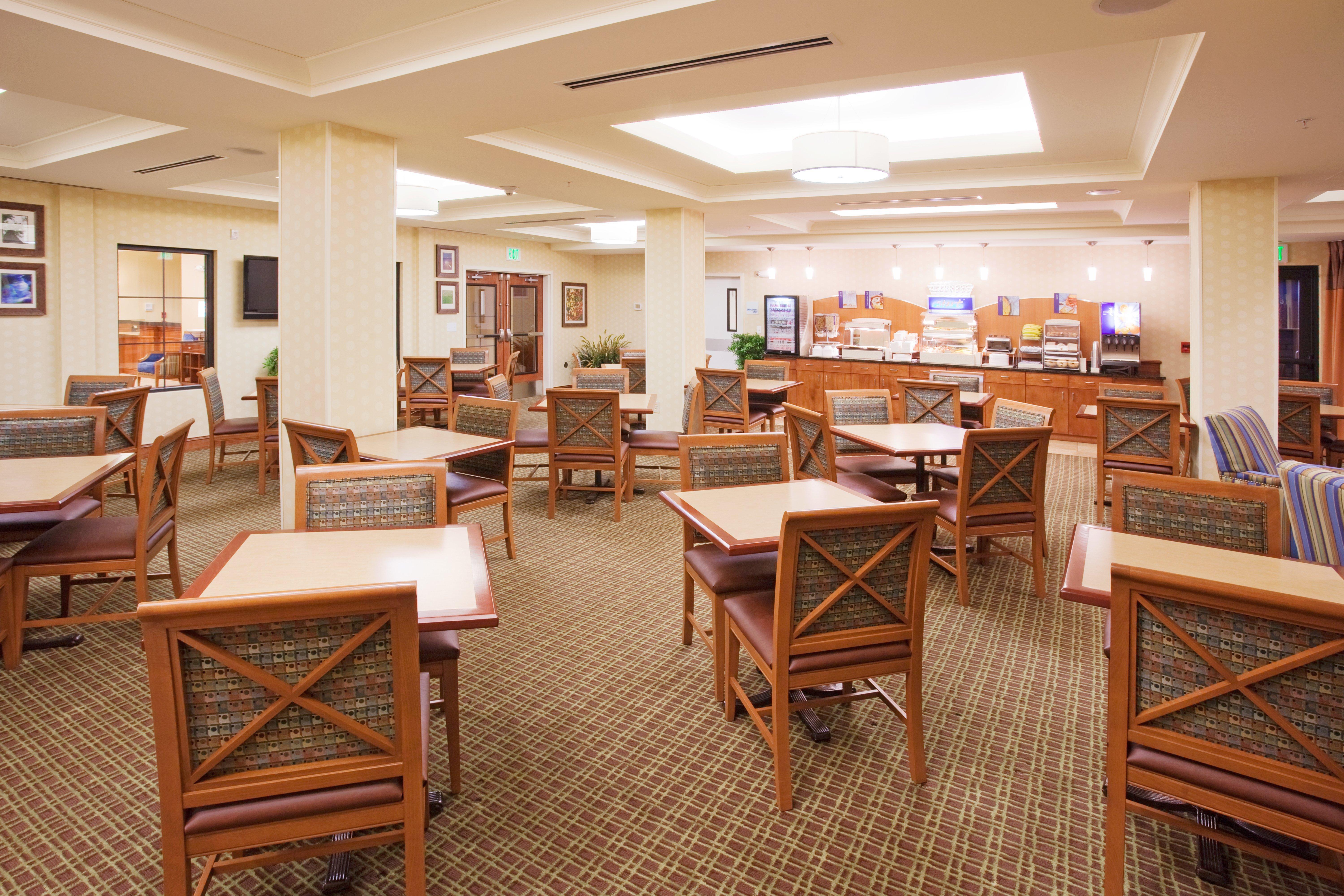 Holiday Inn Express & Suites Denver Airport By Ihg Εξωτερικό φωτογραφία